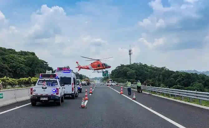 丹阳高速公路汽车救援案例