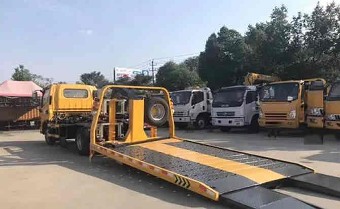 丹阳汽车中途维修案例